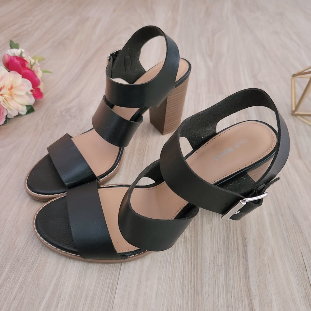 Old Navy Black Leatherette Strappy Heels